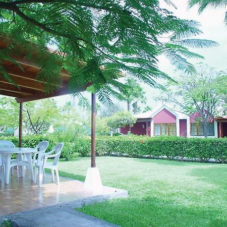Bungalows Los Tunos Maspalomas  Buitenkant foto